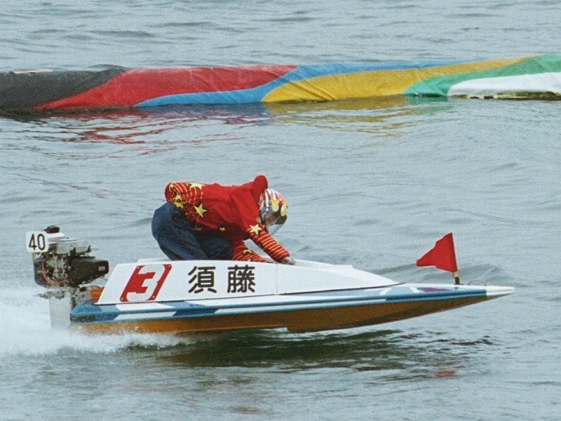 3983 �{������